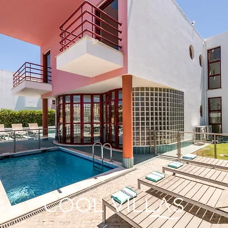 Сasa de vacaciones Acquamarina - 5 Bedroom, Water Front *