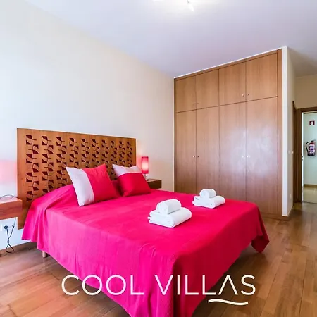 Casa vacanze Acquamarina - 5 Bedroom, Water Front