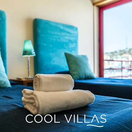 Tatil Evi Acquamarina - 5 Bedroom, Water Front Albufeira