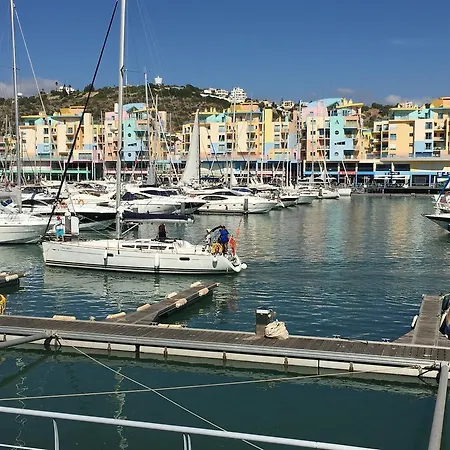 Hébergement de vacances Acquamarina - 5 Bedroom, Water Front Albufeira