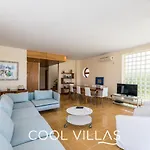 Acquamarina - 5 Bedroom, Water Front *