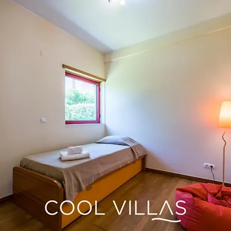 Acquamarina - 5 Bedroom, Water Front