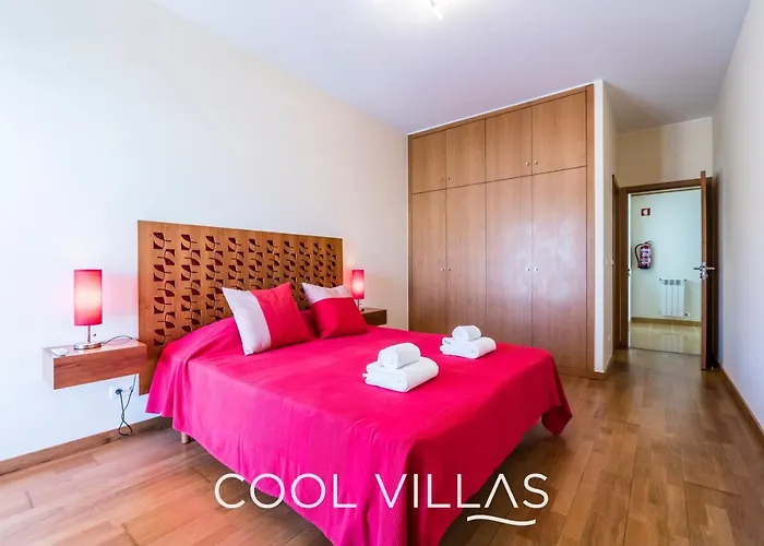 Dom wakacyjny Acquamarina - 5 Bedroom, Water Front