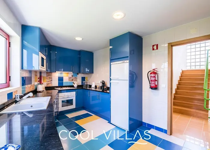 度假居 Acquamarina - 5 Bedroom, Water Front